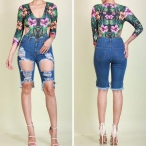 Destroyed Jean shorts